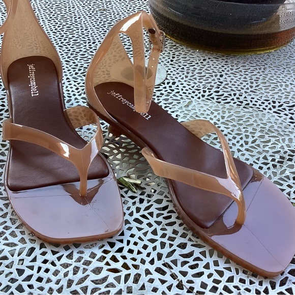 NWOT Jeffrey Campbell jellie toe post sandals - Picture 7 of 13